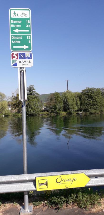Orivage Bed and Breakfast Annevoie-Rouillon Esterno foto